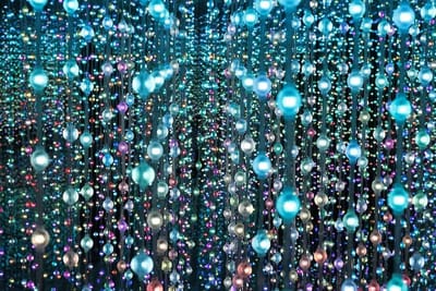 Happy people don’t hate